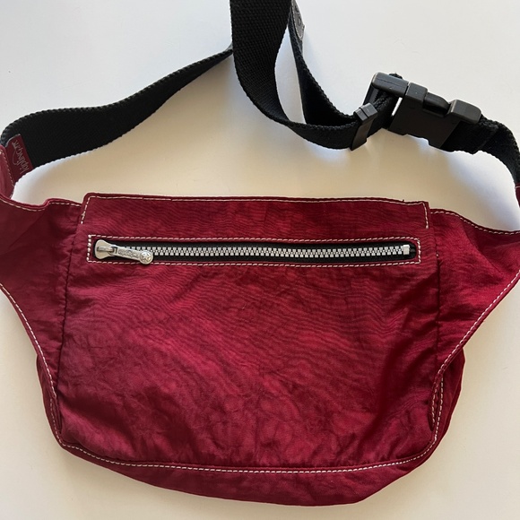 Kipling Deep Red Waist Belt Sporty Fanny Pack Crinkled Nylon Bag Vtg - Picture 5 of 13